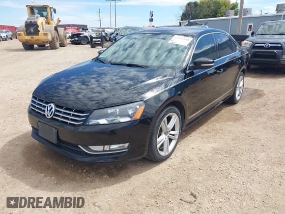 ✅ 2015 Volkswagen Passat SEL Premium • VIN: 1VWCV7A30FC096829 • Lot: 43278555. Listed on IAAI with 102,003 mi. Free auction sales archive from the USA and detailed vehicle history report at DreamBid. Image 17.