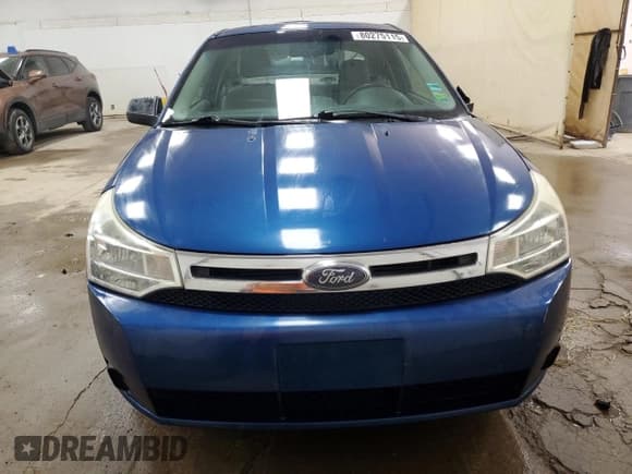 ✅ 2008 Ford Focus SE • VIN: 1FAHP33N28W198022 • Lot: 80275115. Wystawiony na Copart z przebiegiem 110 507 mil. Bezpłatny archiwum sprzedaży aukcyjnych z USA i szczegółowy raport historii pojazdu na DreamBid. Zdjęcie 5.