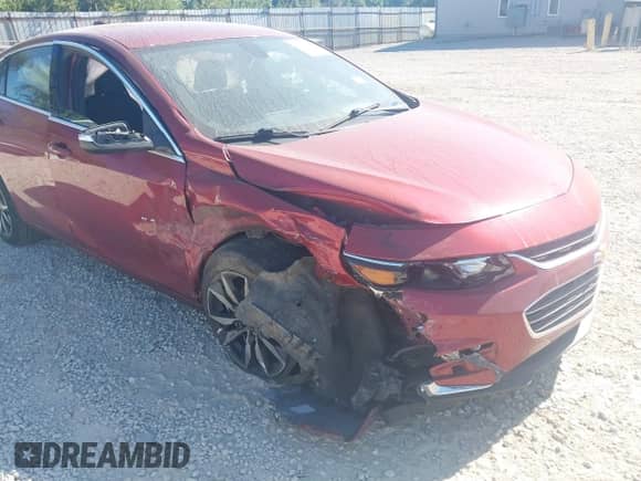 2018 Chevrolet Malibu LT z VIN 1G1ZD5ST7JF276733, wystawiony jako IAAI lot #43085613 z przebiegiem 94 354 mil mil oraz . Historia ofert i sprzedaży dostępna na DreamBid. Obrazek 6.