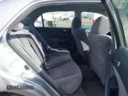 ✅ 2006 Honda Accord LX • VIN: JHMCM56436C006745 • Lot: 43715096. Wystawiony na IAAI z przebiegiem 141 312 mil. Bezpłatny archiwum sprzedaży aukcyjnych z USA i szczegółowy raport historii pojazdu na DreamBid. Zdjęcie 8.