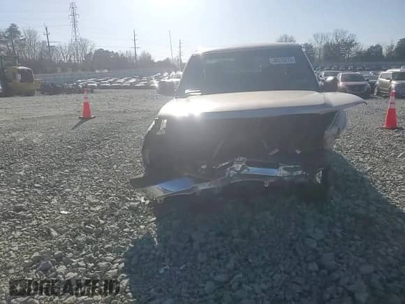✅ 2005 Chevrolet Silverado 1500 LS • VIN: 1GCEK19V15E228779 • Lot: 48576275. Wystawiony na Copart z przebiegiem Nie podano mil. Skorzystaj z bezpłatnego archiwum sprzedaży aukcyjnych z USA i zobacz szczegółowy raport historii pojazdu na DreamBid. Zdjęcie 10.