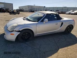 ✅ 2003 Toyota MR2 • VIN: JTDFR320630056446 • Лот: 49596745. Опубликован ранее на Copart с пробегом 126 066 миль. Бесплатный доступ к архиву аукционных продаж из США и подробный отчёт об истории автомобиля на DreamBid. Изображение 1.