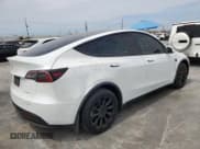 ✅ 2022 Tesla Model Y Long Range • VIN: 7SAYGDEE1NF540740 • Lot: 70879985. Wystawiony na Copart z przebiegiem 29 702 mil. Bezpłatny archiwum sprzedaży aukcyjnych z USA i szczegółowy raport historii pojazdu na DreamBid. Zdjęcie 3.