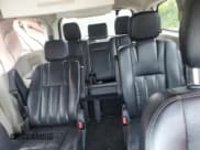 ✅ 2015 Dodge Grand Caravan Crew Plus • VIN: 2C4RDGDG3FR574778 • Lot: 67287425. Wystawiony na Copart z przebiegiem 281 942 mil. Bezpłatny archiwum sprzedaży aukcyjnych z USA i szczegółowy raport historii pojazdu na DreamBid. Zdjęcie 10.