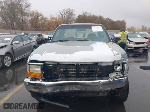 1994 Dodge Dakota z VIN 1B7GG23X0RS575506, wystawiony jako IAAI lot #40965226 z przebiegiem 89 884 mil mil oraz . Historia ofert i sprzedaży dostępna na DreamBid. Obrazek 12.