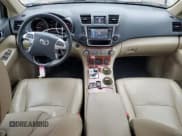 ✅ 2013 Toyota Highlander Limited • VIN: 5TDDK3EH2DS182105 • Lot: 93458645. Listed on Copart with 169,157 mi. Free auction sales archive from the USA and detailed vehicle history report at DreamBid. Image 8.