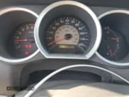 ✅ 2008 Toyota Tacoma • VIN: 5TEPX42N78Z563763 • Lot: 81248025. Wystawiony na Copart z przebiegiem 203 991 mil. Bezpłatny archiwum sprzedaży aukcyjnych z USA i szczegółowy raport historii pojazdu na DreamBid. Zdjęcie 9.