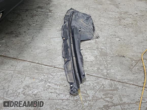 ✅ 2014 Lincoln MKZ Hybrid • VIN: 3LN6L2LU6ER817391 • Lot: 91230165. Wystawiony na Copart z przebiegiem 130 725 mil. Bezpłatny archiwum sprzedaży aukcyjnych z USA i szczegółowy raport historii pojazdu na DreamBid. Zdjęcie 12.