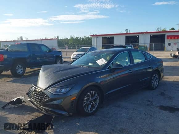 2023 Hyundai Sonata SEL с VIN KMHL14JA8PA263524, выставлен на аукционе IAAI как лот 43182750 с пробегом 55 263 миль миль и . История ставок и продаж доступна на DreamBid. Изображение 2.