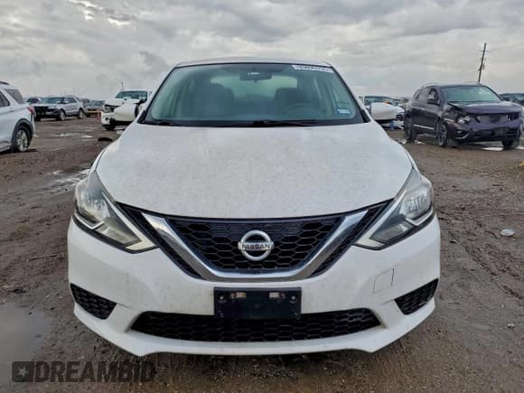 ✅ 2017 Nissan Sentra S • VIN: 3N1AB7AP5HY203294 • Lot: 93899755. Wystawiony na Copart z przebiegiem 173 807 mil. Bezpłatny archiwum sprzedaży aukcyjnych z USA i szczegółowy raport historii pojazdu na DreamBid. Zdjęcie 5.