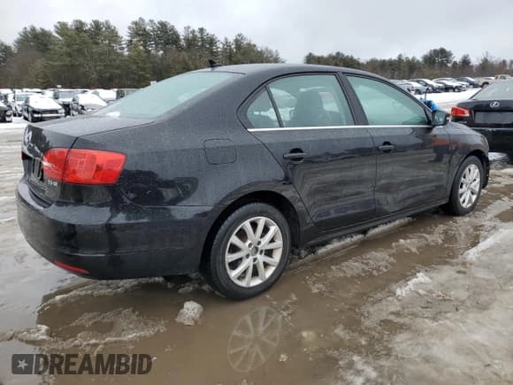 ✅ 2013 Volkswagen Jetta SE • VIN: 3VWDP7AJ4DM364564 • Lot: 44992455. Listed on Copart with 81,203 mi. Free auction sales archive from the USA and detailed vehicle history report at DreamBid. Image 3.