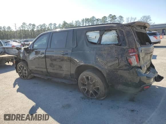 ✅ 2021 Chevrolet Suburban RST • VIN: 1GNSCEKD5MR256317 • Lot: 46294685. Wystawiony na Copart z przebiegiem 72 688 mil. Bezpłatny archiwum sprzedaży aukcyjnych z USA i szczegółowy raport historii pojazdu na DreamBid. Zdjęcie 2.