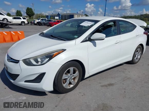 ✅ 2014 Hyundai Elantra SE • VIN: 5NPDH4AE9EH524270 • Lot: 43383212. Listed on IAAI with 98,555 mi. Free auction sales archive from the USA and detailed vehicle history report at DreamBid. Image 2.
