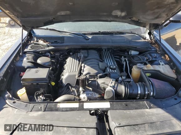 ✅ 2012 Dodge Challenger SRT-8 392 • VIN: 2C3CDYCJ9CH118699 • Lot: 85478484. Wystawiony na Copart z przebiegiem 85 520 mil. Bezpłatny archiwum sprzedaży aukcyjnych z USA i szczegółowy raport historii pojazdu na DreamBid. Zdjęcie 11.