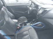 ✅ 2013 Hyundai Veloster Turbo • VIN: KMHTC6AE1DU110308 • Lot: 42259651. Wystawiony na IAAI z przebiegiem 135 379 mil. Bezpłatny archiwum sprzedaży aukcyjnych z USA i szczegółowy raport historii pojazdu na DreamBid. Zdjęcie 5.