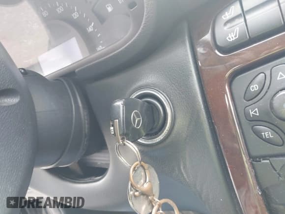 ✅ 2002 Mercedes-Benz C 230/260/280/320 • VIN: WDBRF64J72E009116 • Lot: 43029859. Wystawiony na IAAI z przebiegiem Nie podano. Bezpłatny archiwum sprzedaży aukcyjnych z USA i szczegółowy raport historii pojazdu na DreamBid. Zdjęcie 11.