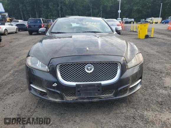 ✅ 2013 Jaguar XJ Portfolio • VIN: SAJWJ2GDXD8V45806 • Лот: 66439795. Опубликован ранее на Copart с пробегом 95 144 миль. Бесплатный доступ к архиву аукционных продаж из США и подробный отчёт об истории автомобиля на DreamBid. Изображение 5.