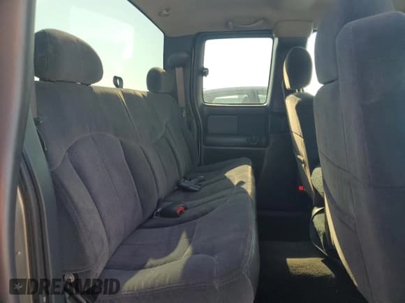 ✅ 2002 Chevrolet Silverado 1500 LS • VIN: 2GCEC19VX21112460 • Лот: 72047424. Опубликован ранее на Copart с пробегом 100 494 миль. Бесплатный доступ к архиву аукционных продаж из США и подробный отчёт об истории автомобиля на DreamBid. Изображение 10.