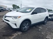 ✅ 2018 Toyota RAV4 LE • VIN: JTMZFREV5JJ156688 • Лот: 42931417. Опубликован ранее на IAAI с пробегом 132 614 миль. Бесплатный доступ к архиву аукционных продаж из США и подробный отчёт об истории автомобиля на DreamBid. Изображение 18.