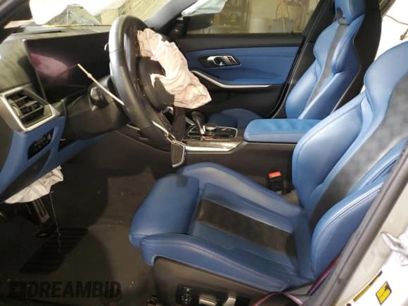 ✅ 2023 BMW M3 Competition xDrive • VIN: WBS43AY04PFN72871 • Lot: 72393403. Wystawiony na Copart z przebiegiem Nie podano. Bezpłatny archiwum sprzedaży aukcyjnych z USA i szczegółowy raport historii pojazdu na DreamBid. Zdjęcie 7.