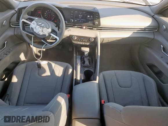 ✅ 2022 Hyundai Elantra SEL • VIN: KMHLM4AG4NU253404 • Lot: 80006765. Listed on Copart with 73,575 mi. Free auction sales archive from the USA and detailed vehicle history report at DreamBid. Image 8.