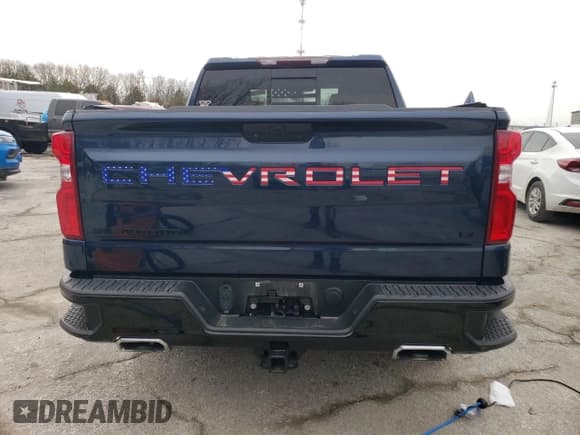✅ 2021 Chevrolet Silverado 1500 LT Trail Boss • VIN: 1GCPYFED5MZ205871 • Lot: 41920964. Wystawiony na Copart z przebiegiem 16 976 mil. Bezpłatny archiwum sprzedaży aukcyjnych z USA i szczegółowy raport historii pojazdu na DreamBid. Zdjęcie 6.