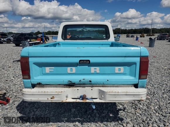 ✅ 1986 Ford Ranger • VIN: 1FTBR10T4GUC92317 • Lot: 81880605. Listed on Copart with 176,458 mi. Free auction sales archive from the USA and detailed vehicle history report at DreamBid. Image 6.