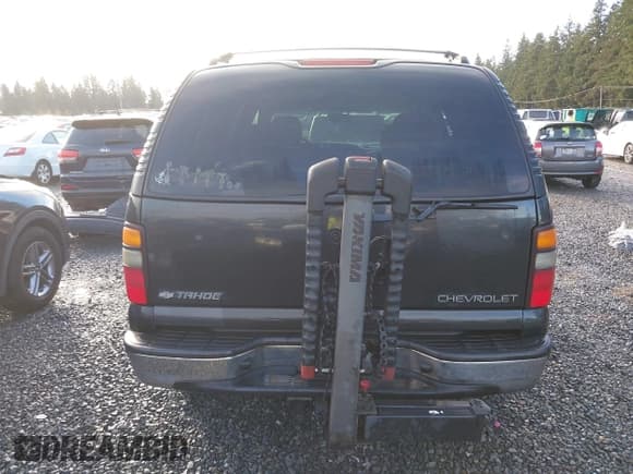 ✅ 2004 Chevrolet Tahoe LS • VIN: 1GNEK13TX4R208133 • Lot: 43751637. Listed on IAAI with 251,771 mi. Free auction sales archive from the USA and detailed vehicle history report at DreamBid. Image 16.