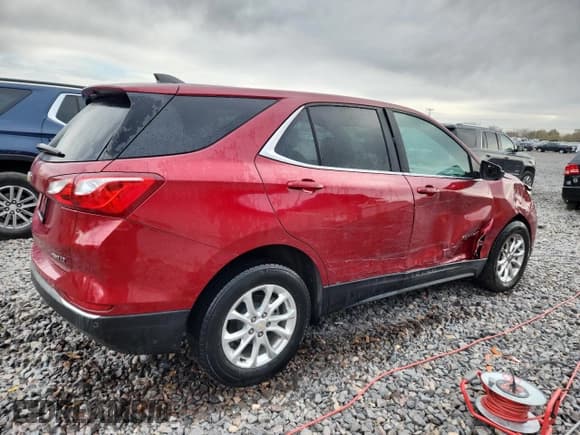 ✅ 2021 Chevrolet Equinox LT • VIN: 2GNAXUEV5M6118643 • Lot: 92237335. Listed on Copart with 53,965 mi. Free auction sales archive from the USA and detailed vehicle history report at DreamBid. Image 3.