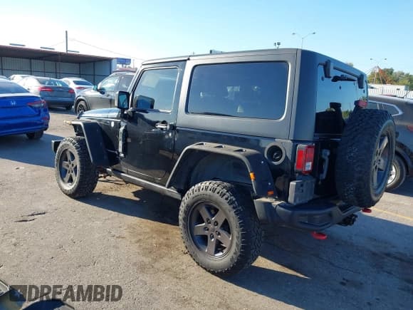 ✅ 2011 Jeep Wrangler Rubicon • VIN: 1J4HA6D18BL550788 • Лот: 43415447. Опубликован ранее на IAAI с пробегом 117 449 миль. Бесплатный доступ к архиву аукционных продаж из США и подробный отчёт об истории автомобиля на DreamBid. Изображение 3.