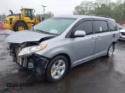 ✅ 2011 Toyota Sienna LE AAS • VIN: 5TDKK3DC7BS165746 • Лот: 42264841. Опубликован ранее на IAAI с пробегом 173 236 миль. Бесплатный доступ к архиву аукционных продаж из США и подробный отчёт об истории автомобиля на DreamBid. Изображение 18.