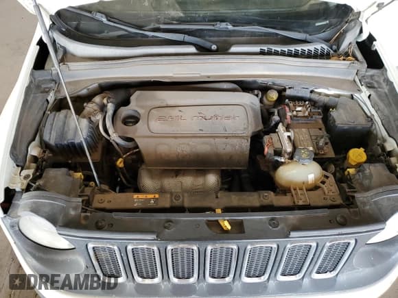 ✅ 2017 Jeep Renegade Latitude • VIN: ZACCJABB9HPE80589 • Lot: 90745465. Wystawiony na Copart z przebiegiem 162 182 mil. Bezpłatny archiwum sprzedaży aukcyjnych z USA i szczegółowy raport historii pojazdu na DreamBid. Zdjęcie 11.