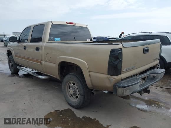 ✅ 2004 Chevrolet Silverado 2500HD LS • VIN: 1GCHC23U14F111681 • Лот: 41572118. Опубликован ранее на IAAI с пробегом 410 470 миль. Бесплатный доступ к архиву аукционных продаж из США и подробный отчёт об истории автомобиля на DreamBid. Изображение 3.