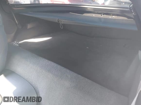 ✅ 2013 Chevrolet Corvette 3LT • VIN: 1G1YG2DW2D5107870 • Lot: 41420741. Listed on IAAI with 30,419 mi. Free auction sales archive from the USA and detailed vehicle history report at DreamBid. Image 8.