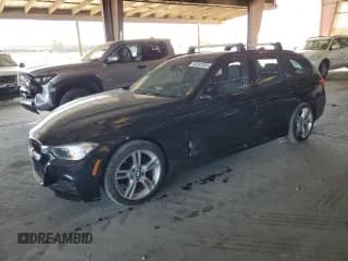 ✅ 2014 BMW 3 Series 328i xDrive • VIN: WBA3G7C57EKN36171 • Lot: 68392205. Wystawiony na Copart z przebiegiem 101 005 mil. Bezpłatny archiwum sprzedaży aukcyjnych z USA i szczegółowy raport historii pojazdu na DreamBid. Zdjęcie 1.