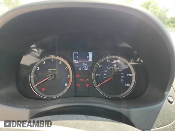 ✅ 2015 Hyundai Accent Sport • VIN: KMHCU5AE6FU205697 • Lot: 63021735. Wystawiony na Copart z przebiegiem 61 702 mil. Bezpłatny archiwum sprzedaży aukcyjnych z USA i szczegółowy raport historii pojazdu na DreamBid. Zdjęcie 9.