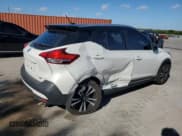 ✅ 2020 Nissan Kicks SR • VIN: 3N1CP5DV9LL505427 • Lot: 89471605. Wystawiony na Copart z przebiegiem 69 926 mil. Bezpłatny archiwum sprzedaży aukcyjnych z USA i szczegółowy raport historii pojazdu na DreamBid. Zdjęcie 3.