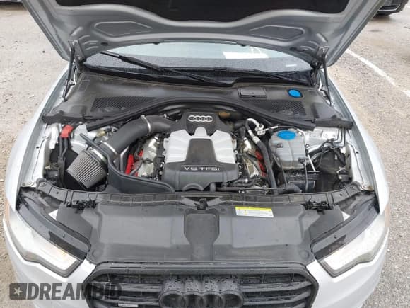 ✅ 2012 Audi A6 Premium • VIN: WAUFGAFC8CN042921 • Лот: 42375705. Опубликован ранее на IAAI с пробегом 123 802 миль. Бесплатный доступ к архиву аукционных продаж из США и подробный отчёт об истории автомобиля на DreamBid. Изображение 10.