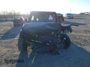 ✅ 2022 Ford Bronco • VIN: 1FMDE5BH0NLB07571 • Lot: 41299606. Wystawiony na IAAI z przebiegiem 28 298 mil. Bezpłatny archiwum sprzedaży aukcyjnych z USA i szczegółowy raport historii pojazdu na DreamBid. Zdjęcie 12.