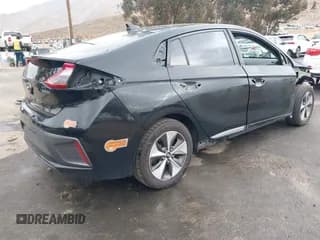 ✅ 2017 Hyundai Ioniq • VIN: KMHC75LH6HU020941 • Lot: 41470562. Wystawiony na IAAI z przebiegiem 244 586 mil. Bezpłatny archiwum sprzedaży aukcyjnych z USA i szczegółowy raport historii pojazdu na DreamBid. Zdjęcie 4.