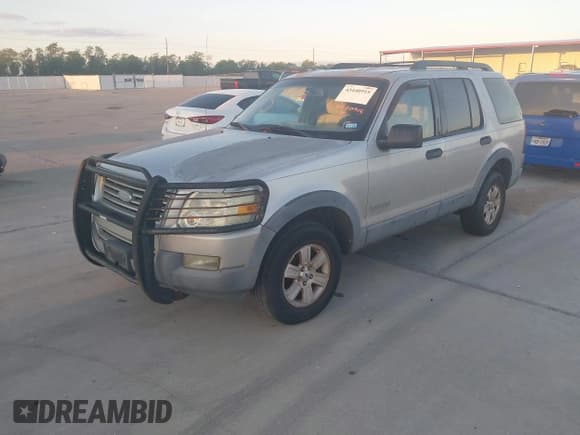 ✅ 2006 Ford Explorer XLT • VIN: 1FMEU63E66ZA02002 • Lot: 43440915. Listed on IAAI with 183,296 mi. Free auction sales archive from the USA and detailed vehicle history report at DreamBid. Image 6.