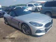 ✅ 2021 BMW Z4 sDriveM40i • VIN: WBAHF9C00MWX17614 • Лот: 42277354. Опубликован ранее на IAAI с пробегом 26 615 миль. Бесплатный доступ к архиву аукционных продаж из США и подробный отчёт об истории автомобиля на DreamBid. Изображение 1.