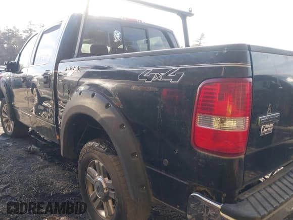 ✅ 2008 Ford F-150 XLT • VIN: 1FTPW145X8FA75211 • Lot: 41688354. Wystawiony na IAAI z przebiegiem Nie podano. Bezpłatny archiwum sprzedaży aukcyjnych z USA i szczegółowy raport historii pojazdu na DreamBid. Zdjęcie 3.