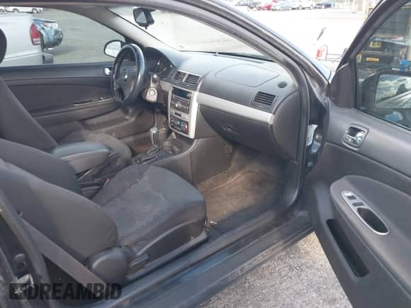 2009 Chevrolet Cobalt 1LT with VIN 1G1AT18H897227025, listed as a IAAI auction lot 43540103 with 237,843 mi miles and . Bid and sale history available at DreamBid. Image 5.