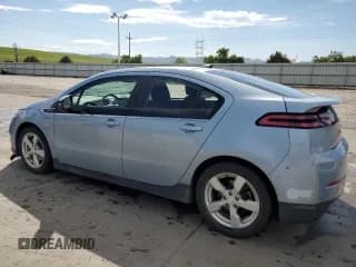 ✅ 2014 Chevrolet Volt • VIN: 1G1RE6E44EU112509 • Lot: 57564684. Wystawiony na Copart z przebiegiem 104 717 mil. Bezpłatny archiwum sprzedaży aukcyjnych z USA i szczegółowy raport historii pojazdu na DreamBid. Zdjęcie 2.