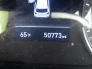 ✅ 2022 Hyundai Venue SEL • VIN: KMHRC8A39NU186851 • Lot: 41888011. Wystawiony na IAAI z przebiegiem 50 773 mil. Bezpłatny archiwum sprzedaży aukcyjnych z USA i szczegółowy raport historii pojazdu na DreamBid. Zdjęcie 16.