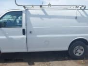 ✅ 2012 Chevrolet Express Cargo • VIN: 1GCWGFCA6C1166700 • Lot: 42747855. Wystawiony na IAAI z przebiegiem Nie podano. Bezpłatny archiwum sprzedaży aukcyjnych z USA i szczegółowy raport historii pojazdu na DreamBid. Zdjęcie 13.