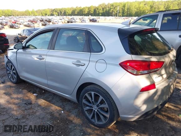 ✅ 2019 Hyundai Elantra • VIN: KMHH35LE3KU095045 • Лот: 42311542. Опубликован ранее на IAAI с пробегом 113 958 миль. Бесплатный доступ к архиву аукционных продаж из США и подробный отчёт об истории автомобиля на DreamBid. Изображение 14.