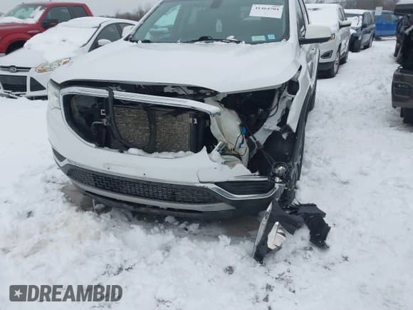 ✅ 2019 GMC Acadia SLE • VIN: 1GKKNRLS7KZ295418 • Lot: 41464704. Listed on IAAI with 98,529 mi. Free auction sales archive from the USA and detailed vehicle history report at DreamBid. Image 6.