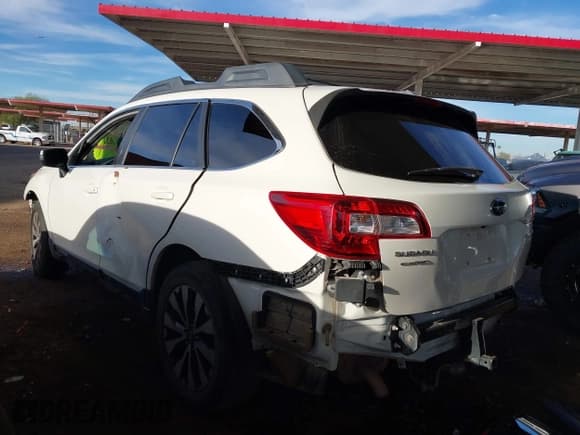 ✅ 2015 Subaru Outback Limited • VIN: 4S4BSANC4F3347278 • Lot: 43726347. Listed on IAAI with 186,640 mi. Free auction sales archive from the USA and detailed vehicle history report at DreamBid. Image 3.